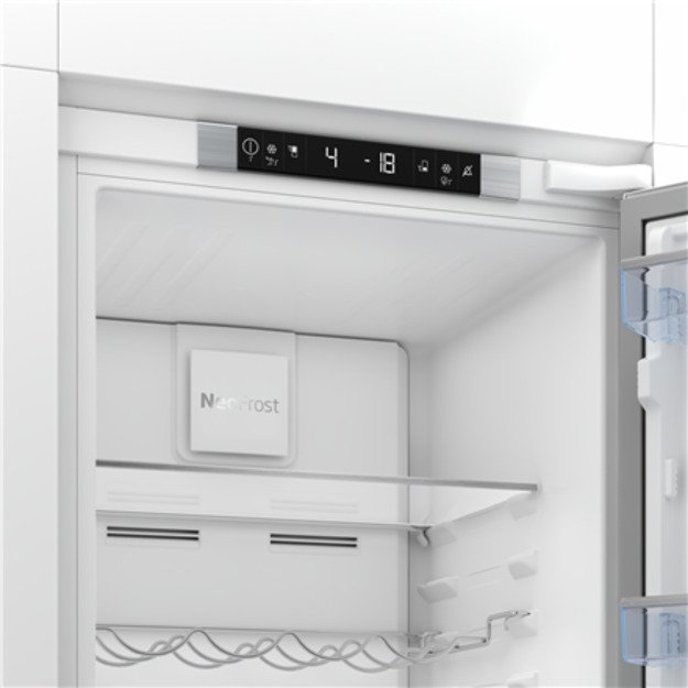 BEKO Refrigerator | BCNA306E42SN | Energy efficiency class E | Built-in | Combi | Height 193.5 cm | No Frost system | Fridge net 4