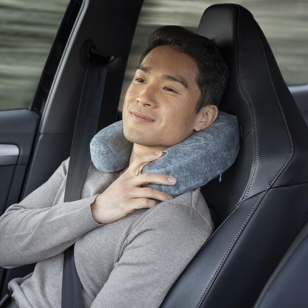 Medisana NM 870 vibrating neck travel cushion 2