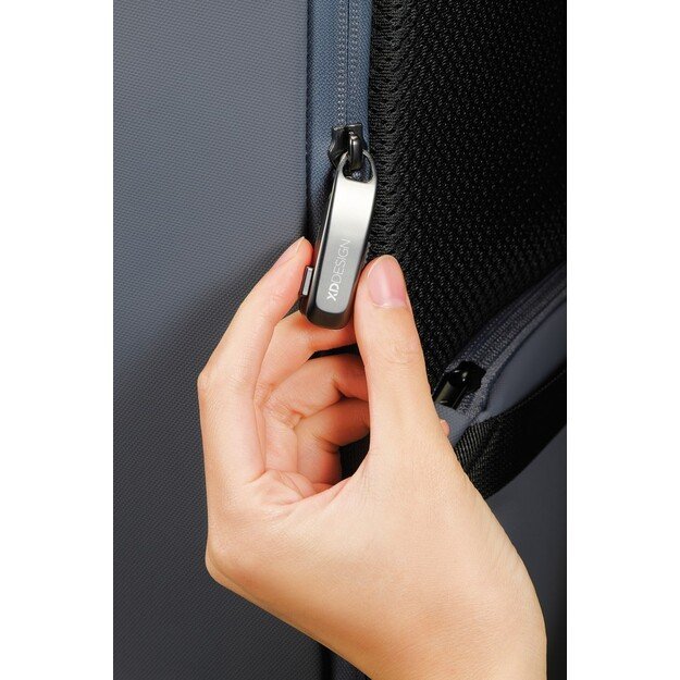 XD DESIGN ANTI-THEFT BACKPACK BOBBY EDGE NAVY P/N: P706.2505 4