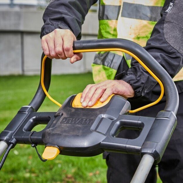 Žoliapjovė DEWALT DCMW564P2-QW 18V . 2