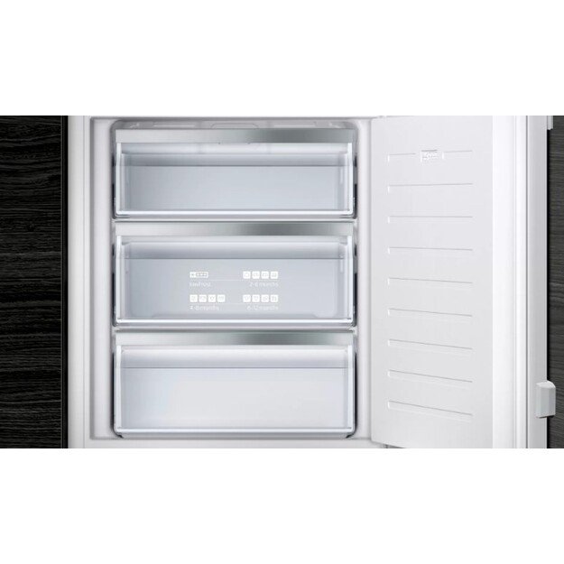 Siemens iQ500 GI11VADE0 freezer Upright freezer Built-in 72 L E White 4