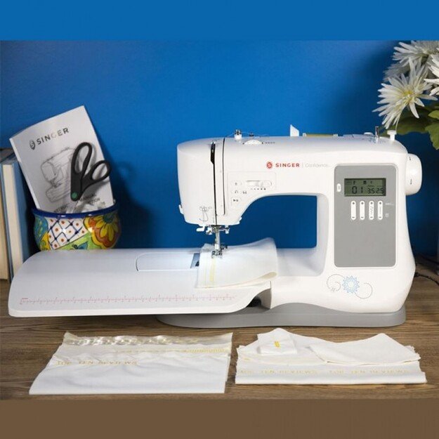 Singer 7640 sewing machine, electric current, white