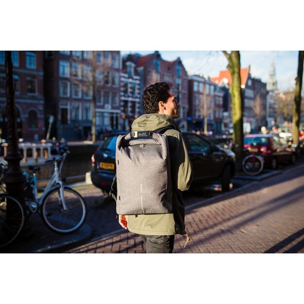 XD DESIGN ANTI-THEFT BACKPACK BOBBY URBAN GRAY P/N: P705.642