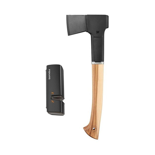 FISKARS CARPENTER S AXE NORDEN N10 +SHARPENER