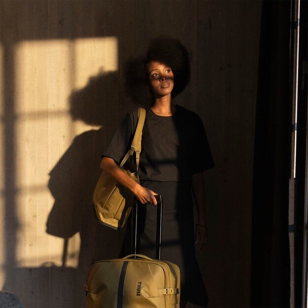 Thule 5229 Aion Tote Bag Black 2