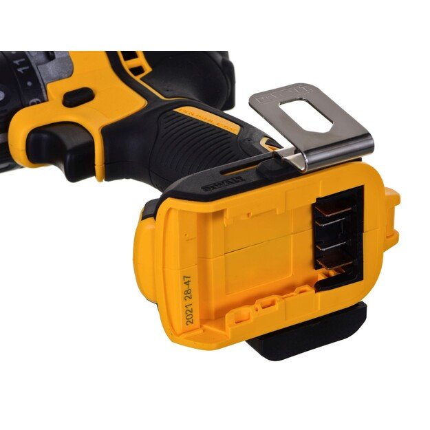 Įrankių komplektas COMBO 18V DCD796, DCG405 + 2x5,0Ah DCK208 10