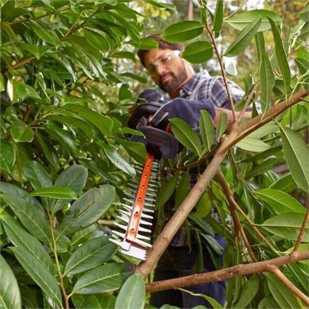 Black and Decker BEHTS401 power hedge trimmer Double blade 500 W 2.54 kg