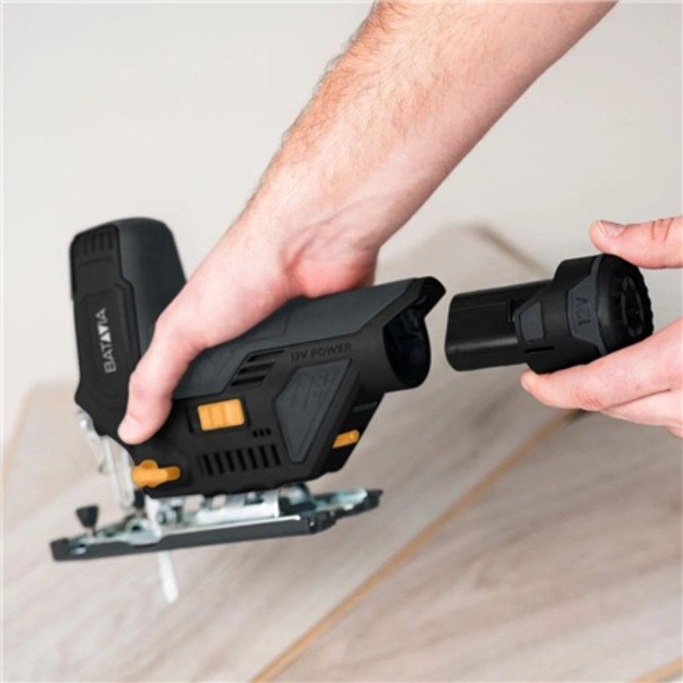 Batavia 12V jig saw 2.0 set (1 x battery 2Ah / 1 x USB charging cable) 4