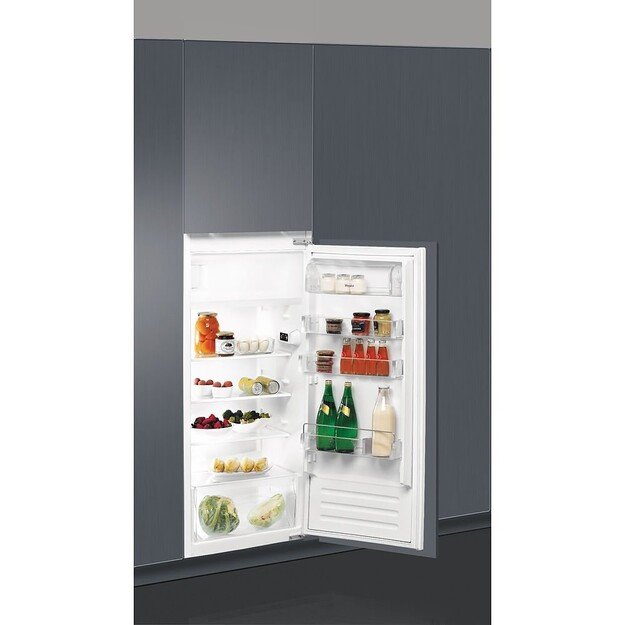 Whirlpool Refrigerator | ARG 7342 | Energy efficiency class E | Built-in | Larder | Height 122 cm | Fridge net capacity 171 L |