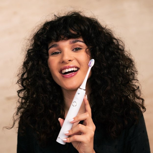 TrueLife SonicBrush Clean70 UV toothbrush