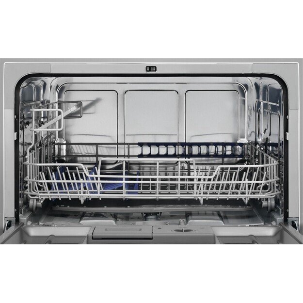 ELECTROLUX ESF2400OW 4