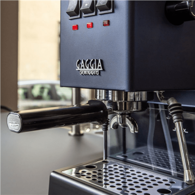 Gaggia Classic E24 Manual Espresso machine 2.1 L