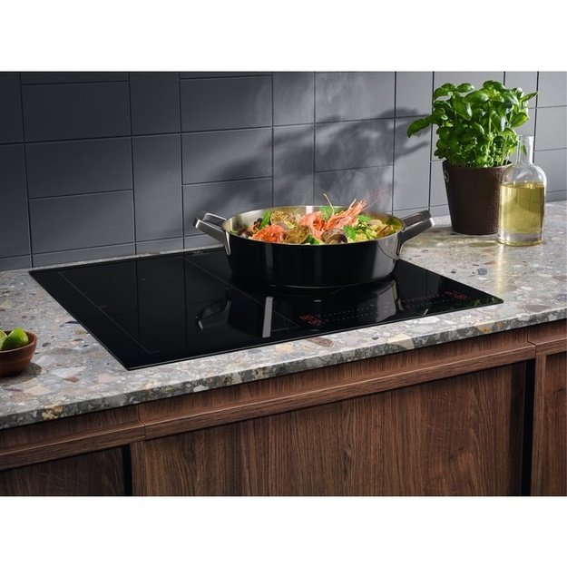 Indukcinė viryklė ELECTROLUX EIS62453