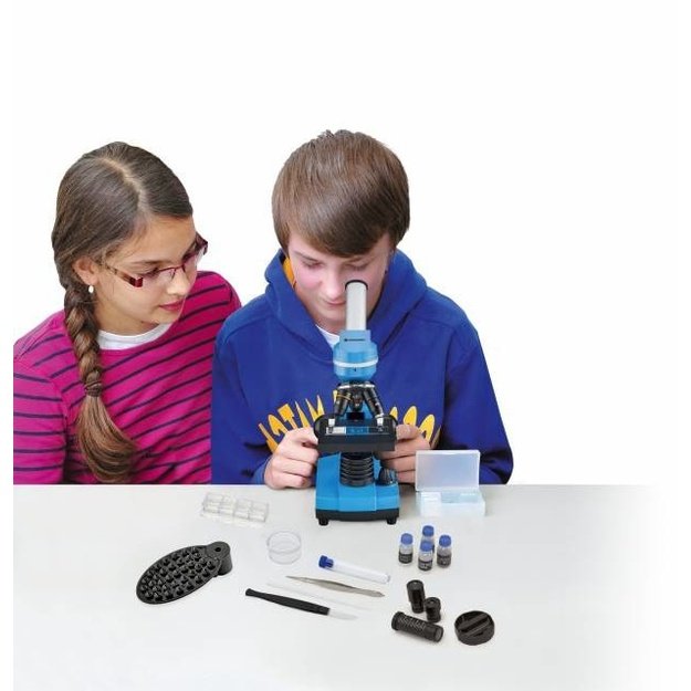 A bright microscope for children. Experiment kit included. Magnification: 40-1600x