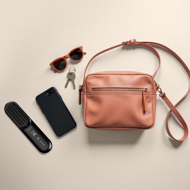 Revamp BR-1950-EU2 Straight & Go Cordless Hot Brush 5