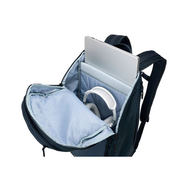 Thule 5583 Chasm laptop backpack 26L darkest blue