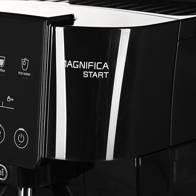 Delonghi | Coffee Maker | ECAM 220.60.B Magnifica Start | Pump pressure 15 bar | Built-in milk frother | Fully Automatic | 1450