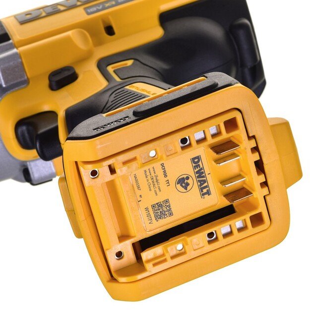 Smūginis veržliasukis 1/2  18V 2x5,0Ah DCF900P2T-QW DEWALT 3