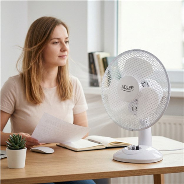 Adler | AD 7302 | Desk Fan | White | Diameter 23 cm | Number of speeds 2 | Oscillation | 22 W