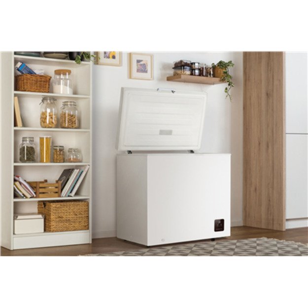 Freezer | FH20E6W5 | Gorenje Energy efficiency class E | Chest | Freestanding | Height 85.8 cm | Total net capacity 198 L | Disp
