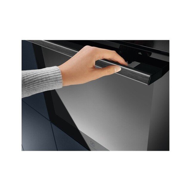 Electrolux EOC8P39WZ Medium Black Buttons, Touch 5