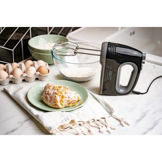 Camry | Hand mixer | CR 4220b | Hand Mixer | 300 W | Number of speeds 5 | Turbo mode | Black