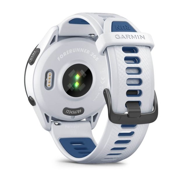 Garmin Forerunner 265 3.3 cm (1.3 ) AMOLED 46 mm Digital 416 x 416 pixels Touchscreen Black, White Wi-Fi GPS (satellite)