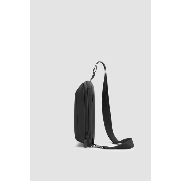 XD DESIGN Urban Water Resistant Sling Bag Black P706.2701