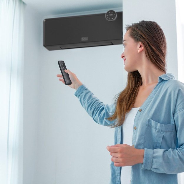 Black+Decker BXWSH2001E wall heater