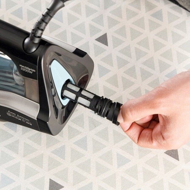 Taurus Geyser Eco Iron 3200 W Black 5