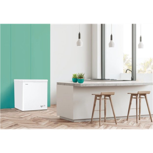 Candy | Freezer | CCHH 100E | Energy efficiency class E | Chest | Free standing | Height 84.5 cm | Total net capacity 97 L | Whi 2