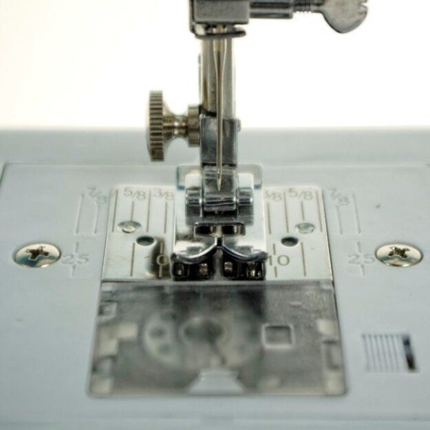 Łucznik Everyday Automatic sewing machine Electromechanical 3
