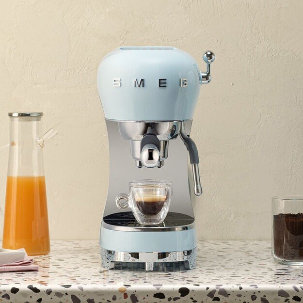 Smeg ECF02PBEU coffee maker Manual Espresso machine 1.1 L