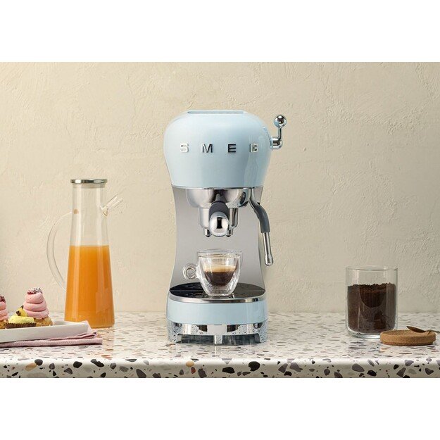 Smeg ECF02PBEU coffee maker Manual Espresso machine 1.1 L