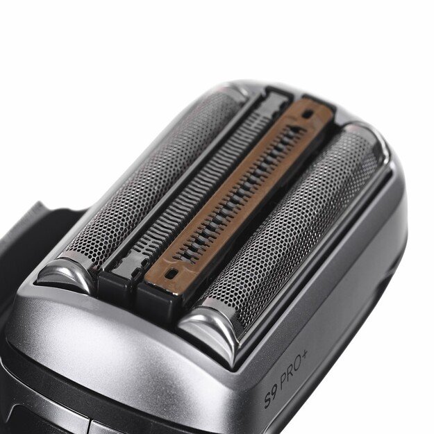 Braun Shaver | 9600s Series 9 PRO | Operating time (max) 60 min | Wet & Dry | Lithium Ion | Black 8