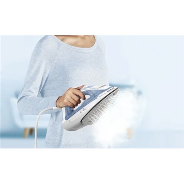 TEFAL Steam Iron | FV2C41E0 Virtuo | Steam Iron | 2000 W | Water tank capacity 240 ml | Continuous steam 27 g 3