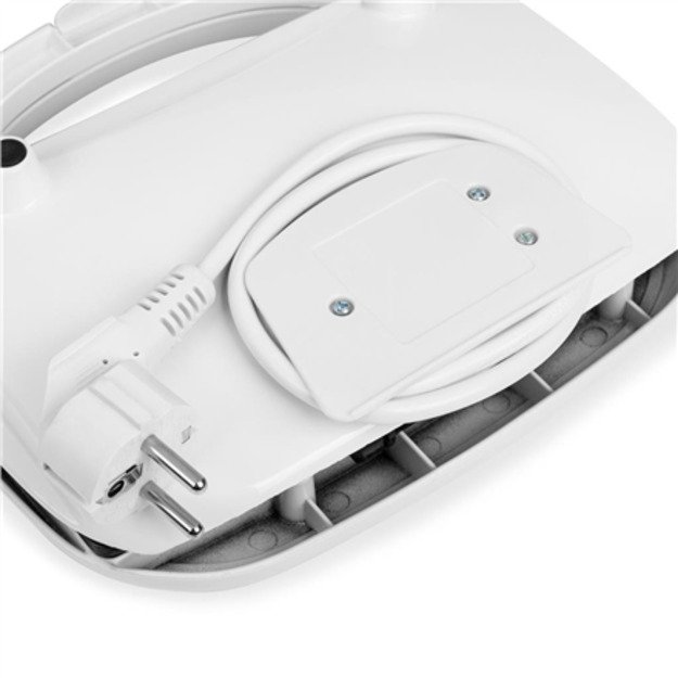 Tristar | Sandwich maker | SA-3052 | 750 W | Number of plates 1 | Number of pastry 2 | White 1