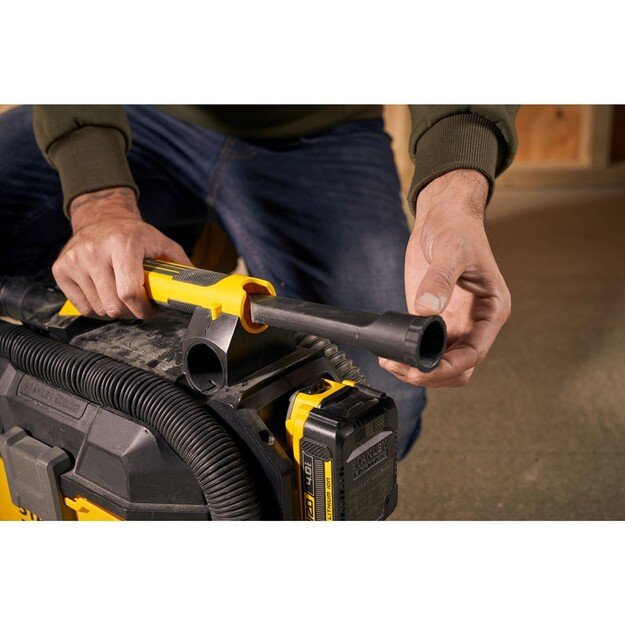 Stanley FATMAX SFMCV002B-XJ vacuum 7.5 L Drum vacuum Dry&wet Bagless 8