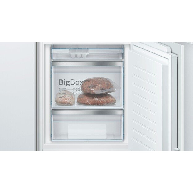 Bosch Serie 6 KIS86AFE0 fridge-freezer Built-in 266 L E