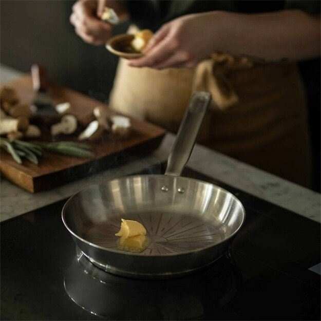 FISKARS FRYING PAN 24cm ALL STEEL PURE (1057595)