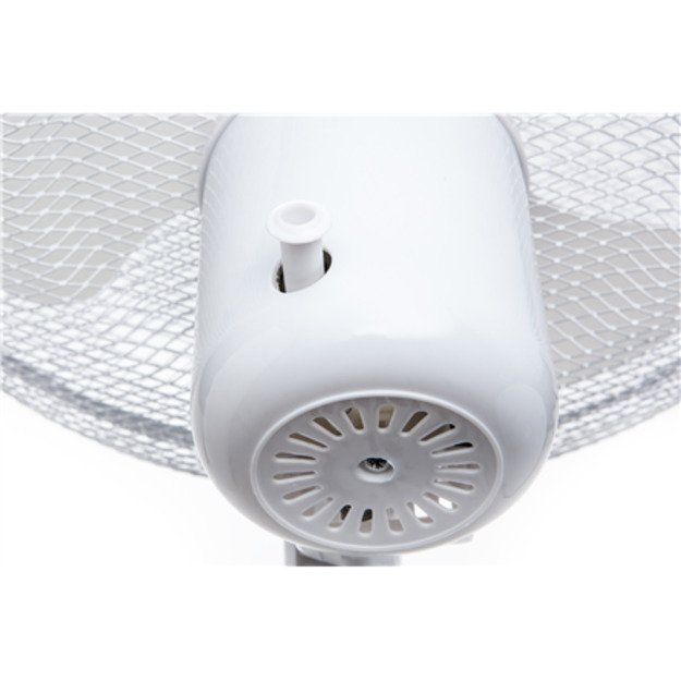 Adler | AD 7305 | Stand Fan | White | Diameter 40 cm | Number of speeds 3 | Oscillation | 45 W