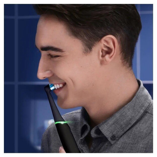 Oral-B iO Series 6 - Adult - Rotating Toothbrush - Daily Care - Gum Care - Intensive - Sensitive - Black - 2 min - Black