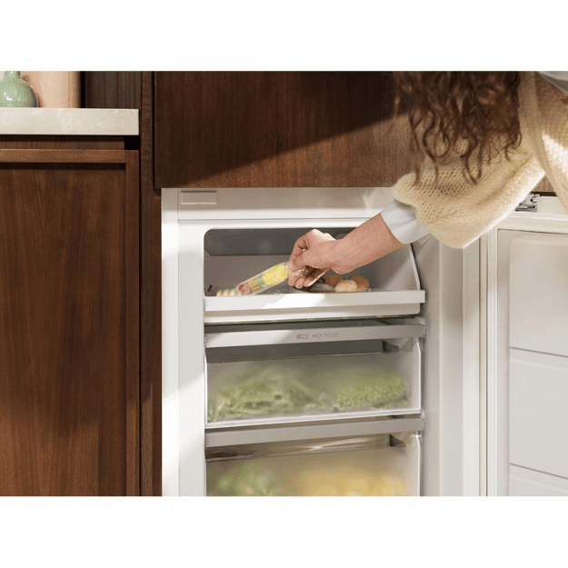 ELECTROLUX ENA7CE18S3