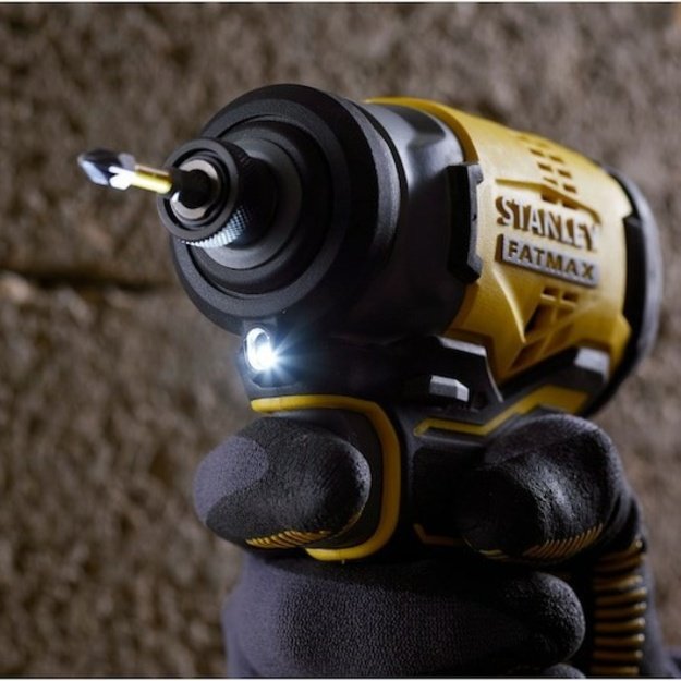 STANLEY smūginis suktuvas 18V V20 170Nm 2x2Ah+  SFMCF810D2K