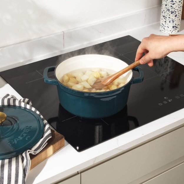 Salter BW13771GR Chester 3.4L Cast Iron Casserole Pot 24 cm Green