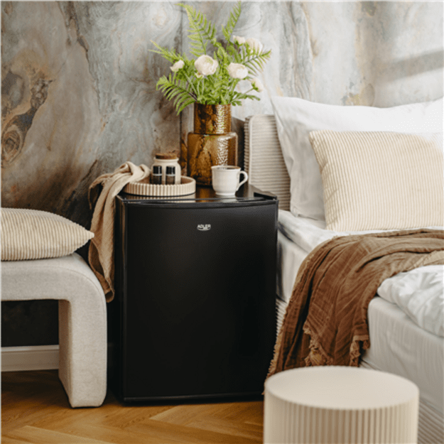 Adler Refrigerator | AD 8097 | Energy efficiency class E | Free standing | Larder | Height 63.2 cm | Fridge net capacity 58 L |