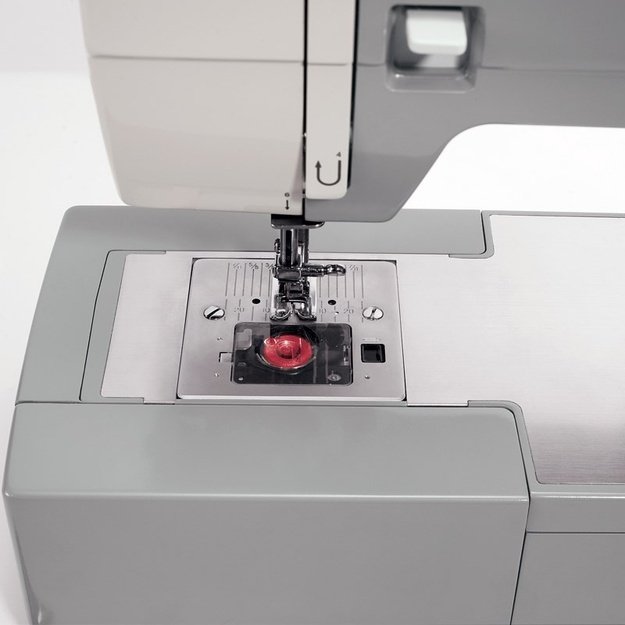 Singer sewing machine 4423 Electric current reinforced Grey