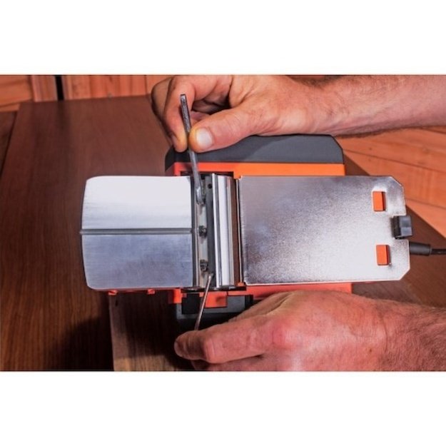 Black & Decker BEW712-QS power hand planer Orange 710 W