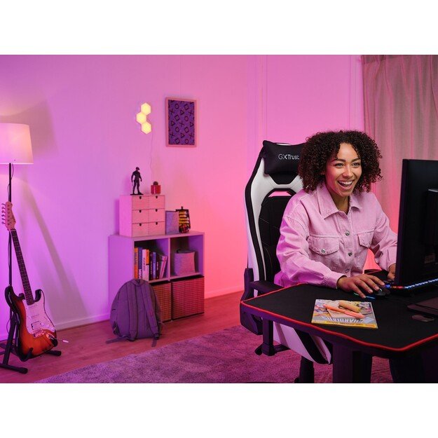 Trust GXT 714 RUYA Universal gaming chair Black, White 1
