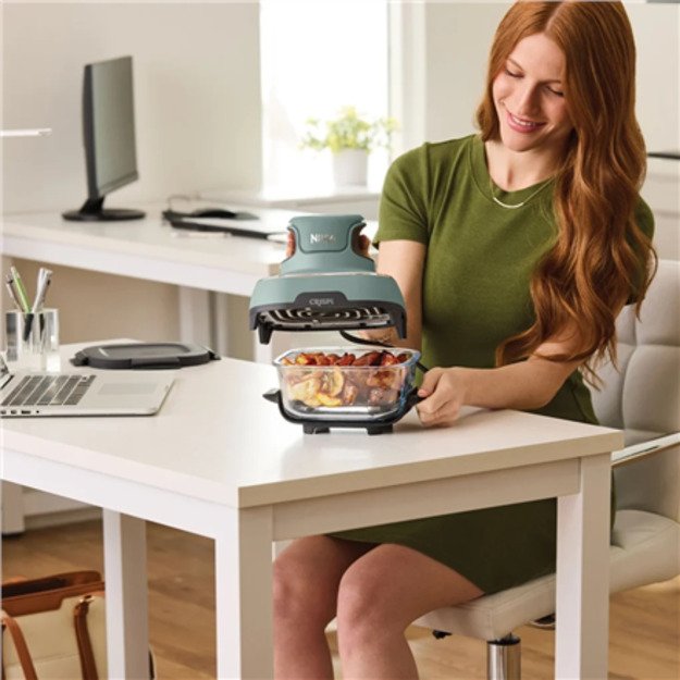 NINJA | 4-in-1 Portable Glass Air Fryer | FN101EUGY Crispi | Power 1700 W | Capacity 3.8 L | Blue/Black 1